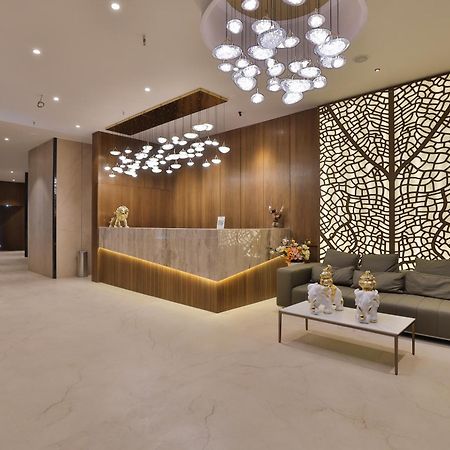 Hotel Elements Surate Extérieur photo