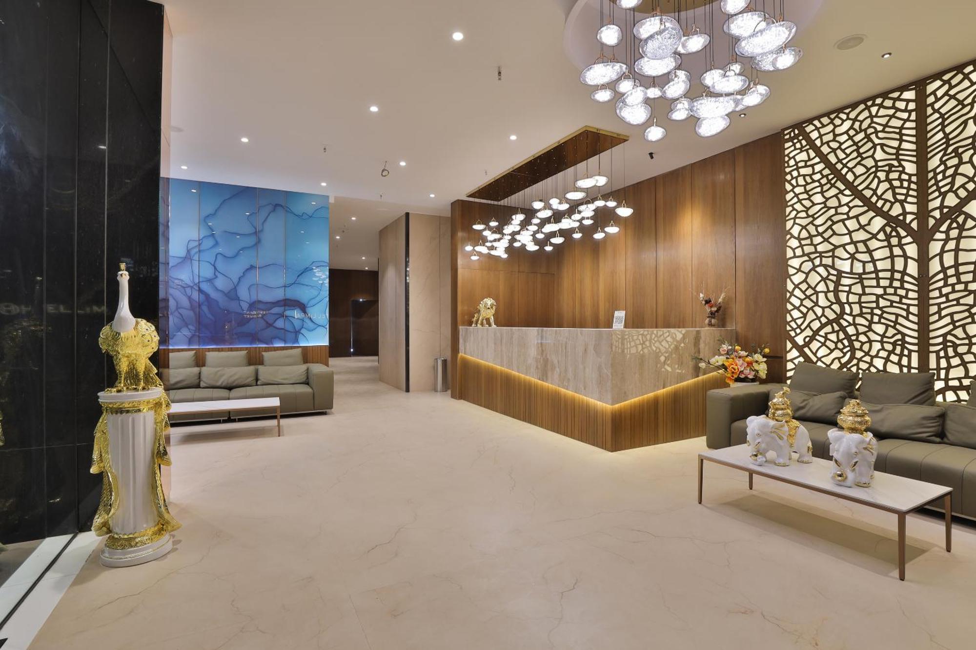 Hotel Elements Surate Extérieur photo