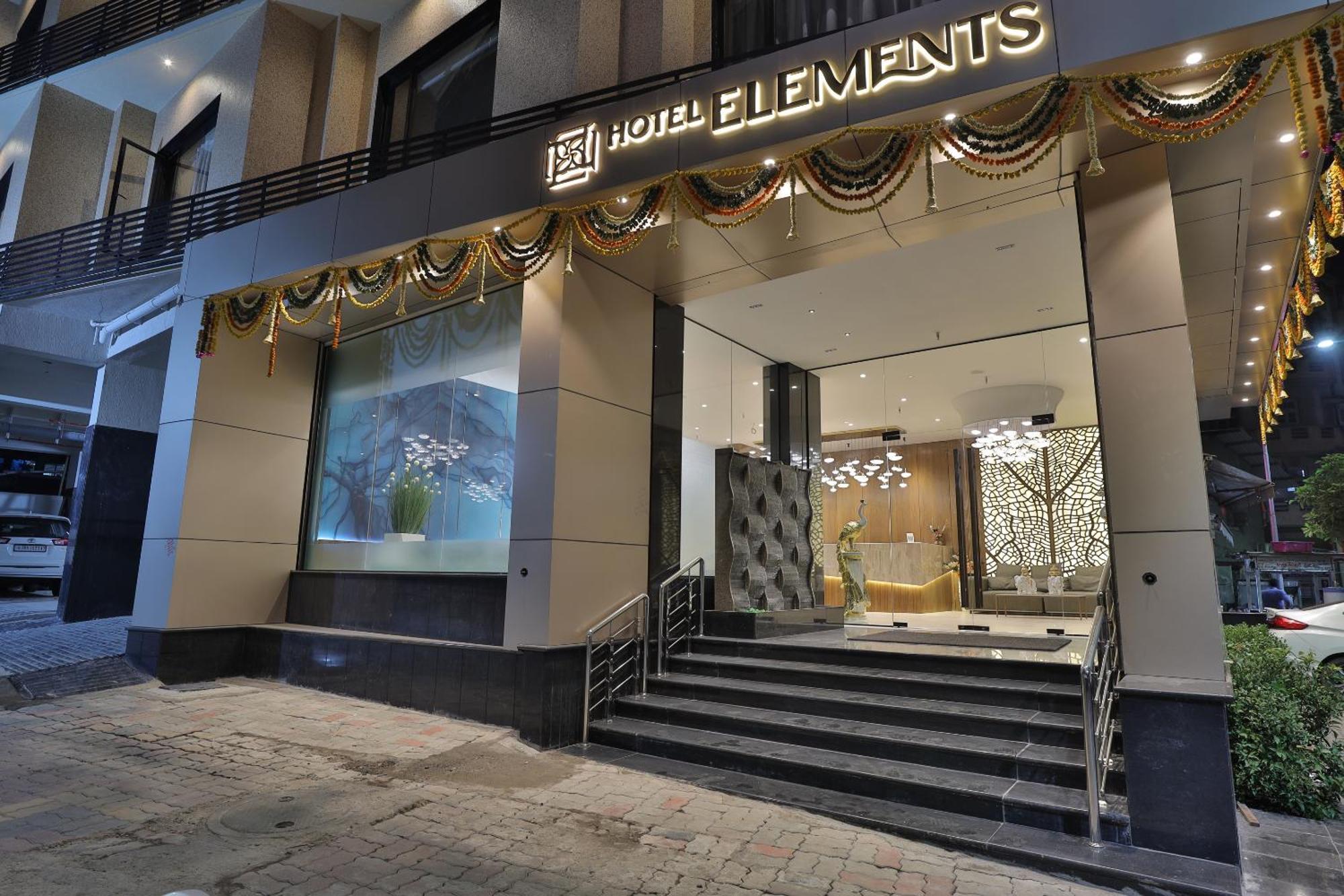 Hotel Elements Surate Extérieur photo